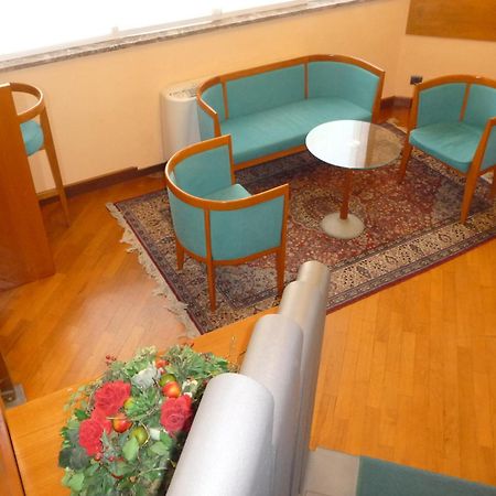 Hotel Cristallo Udine Kültér fotó