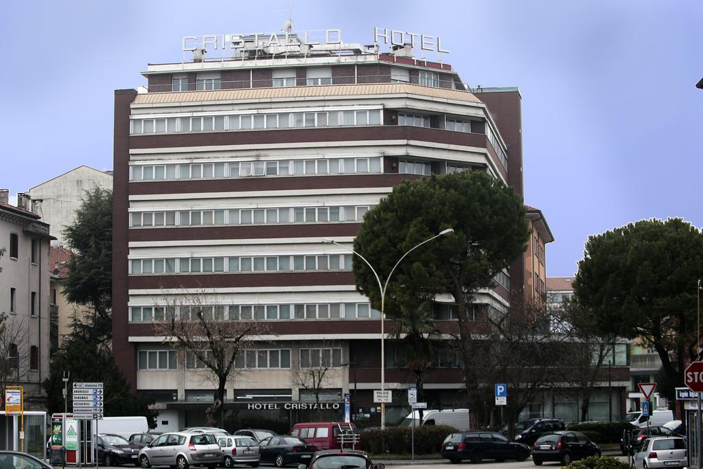 Hotel Cristallo Udine Kültér fotó